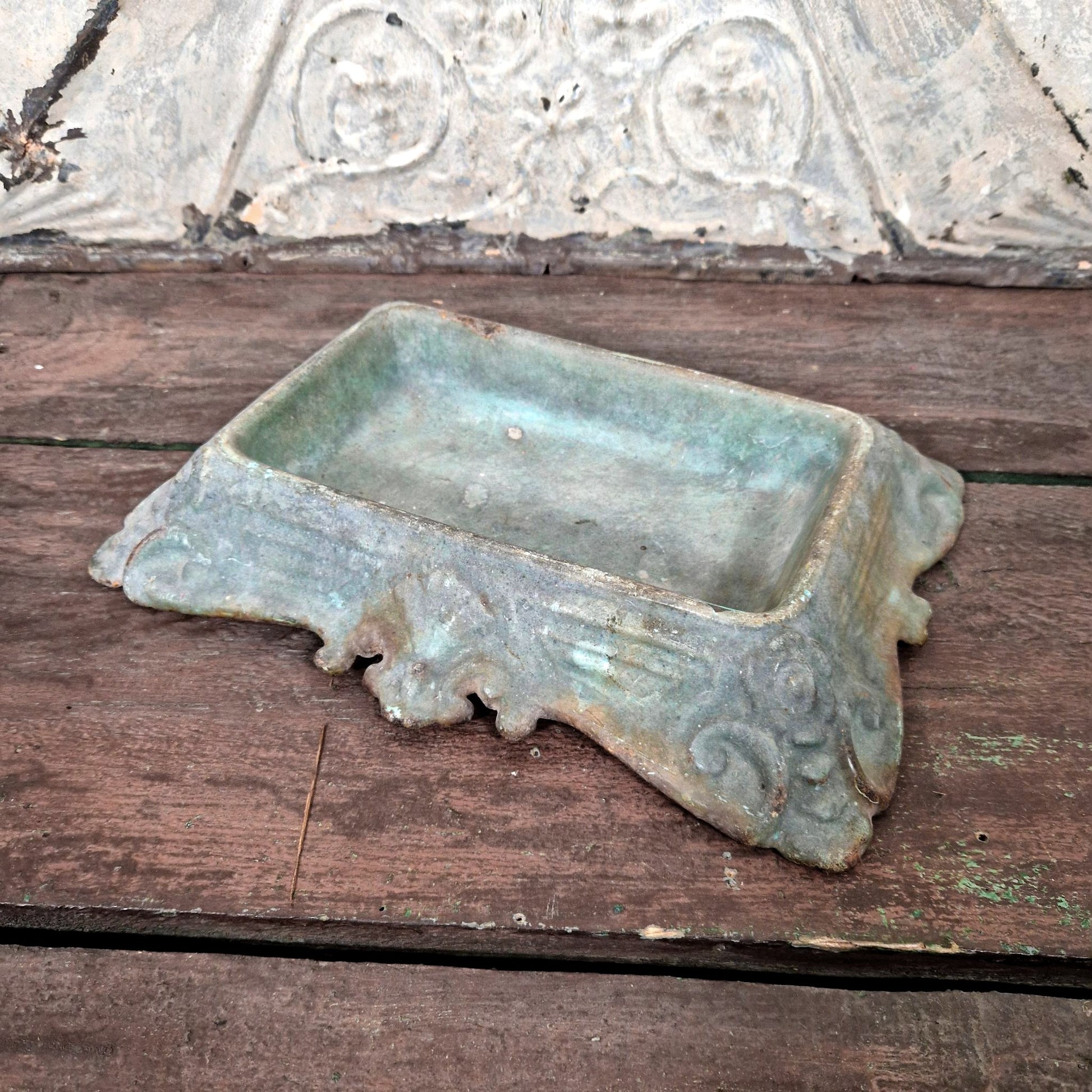 crachoir fonte ancienne 1910