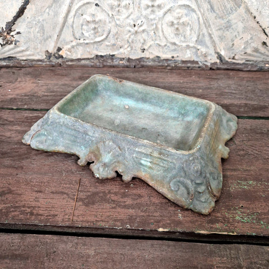 crachoir fonte ancienne 1910