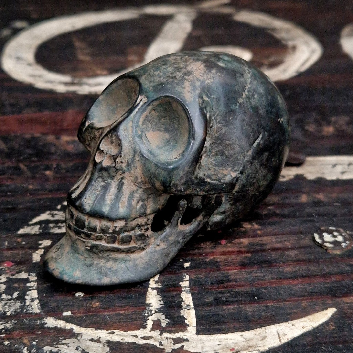 crane decoratif bronze oxyde