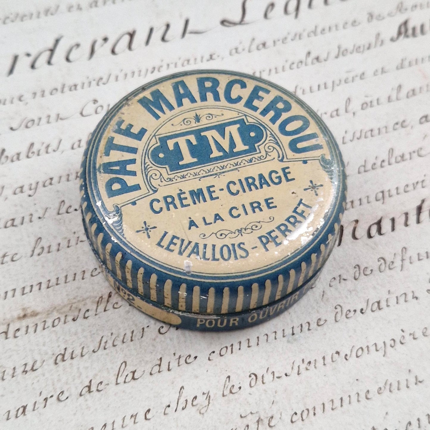 Petite boîte « Marcerou - Crème-cirage », Levallois-Perret