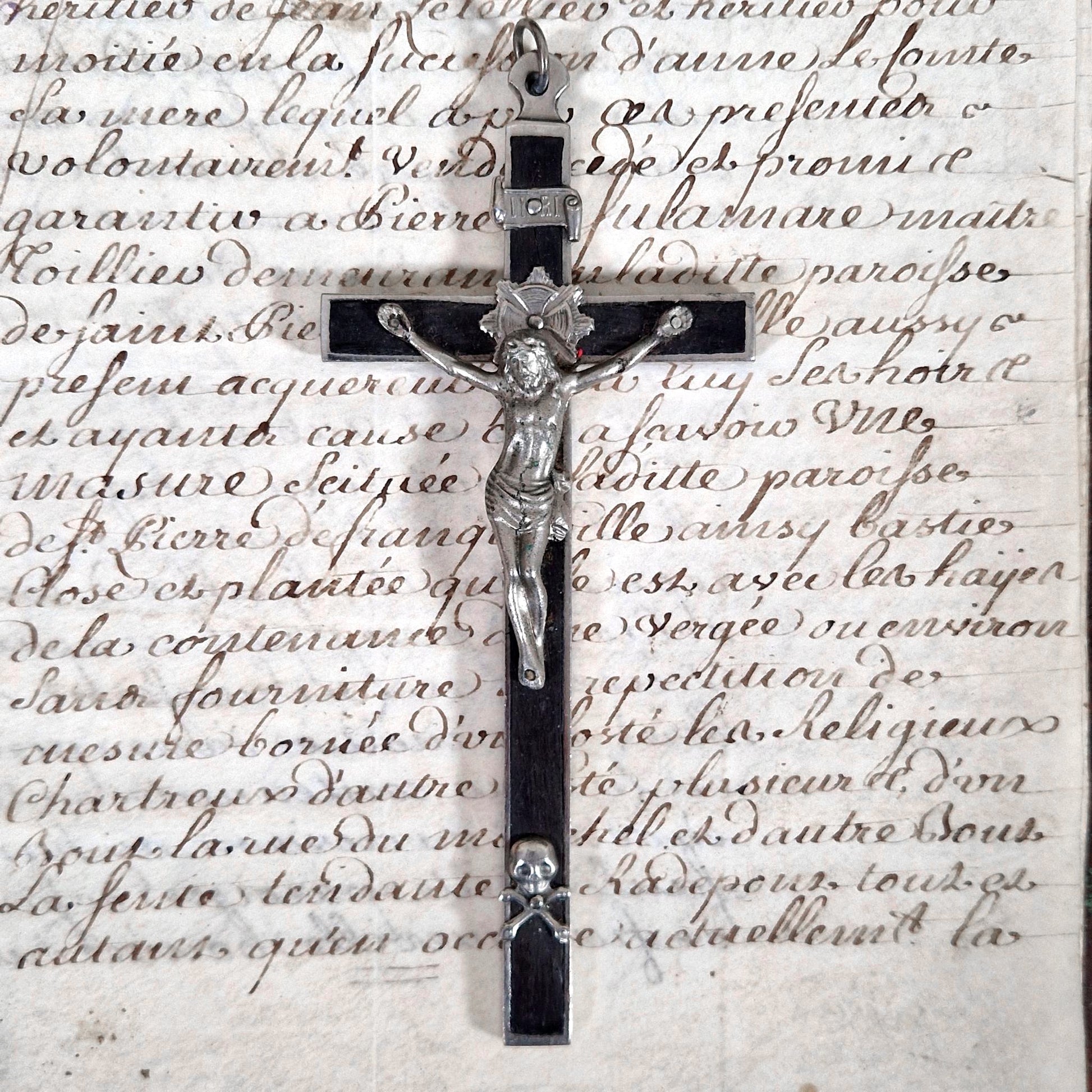 crucifix ancien bois noirci xix