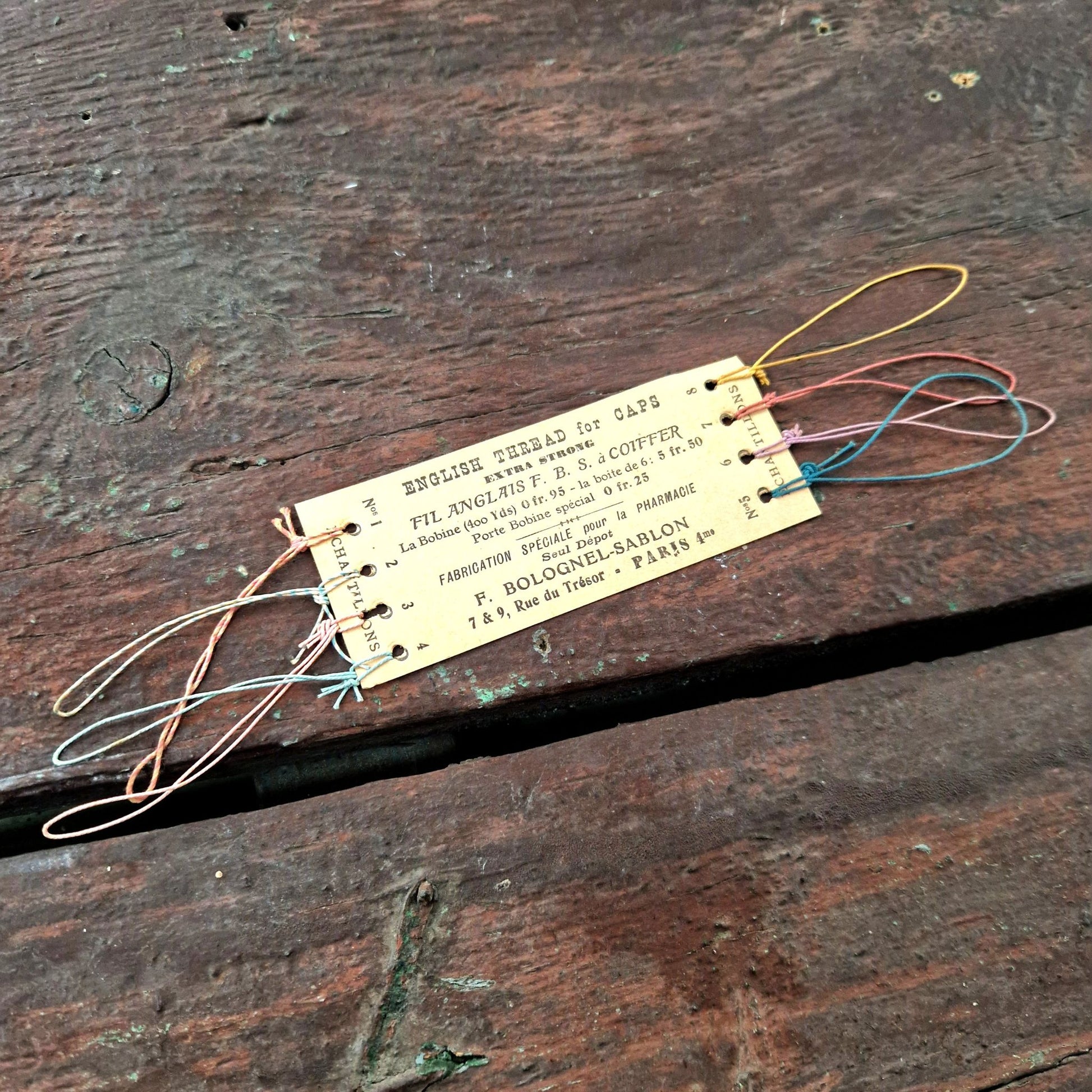 echantillon fil a coiffer ancien