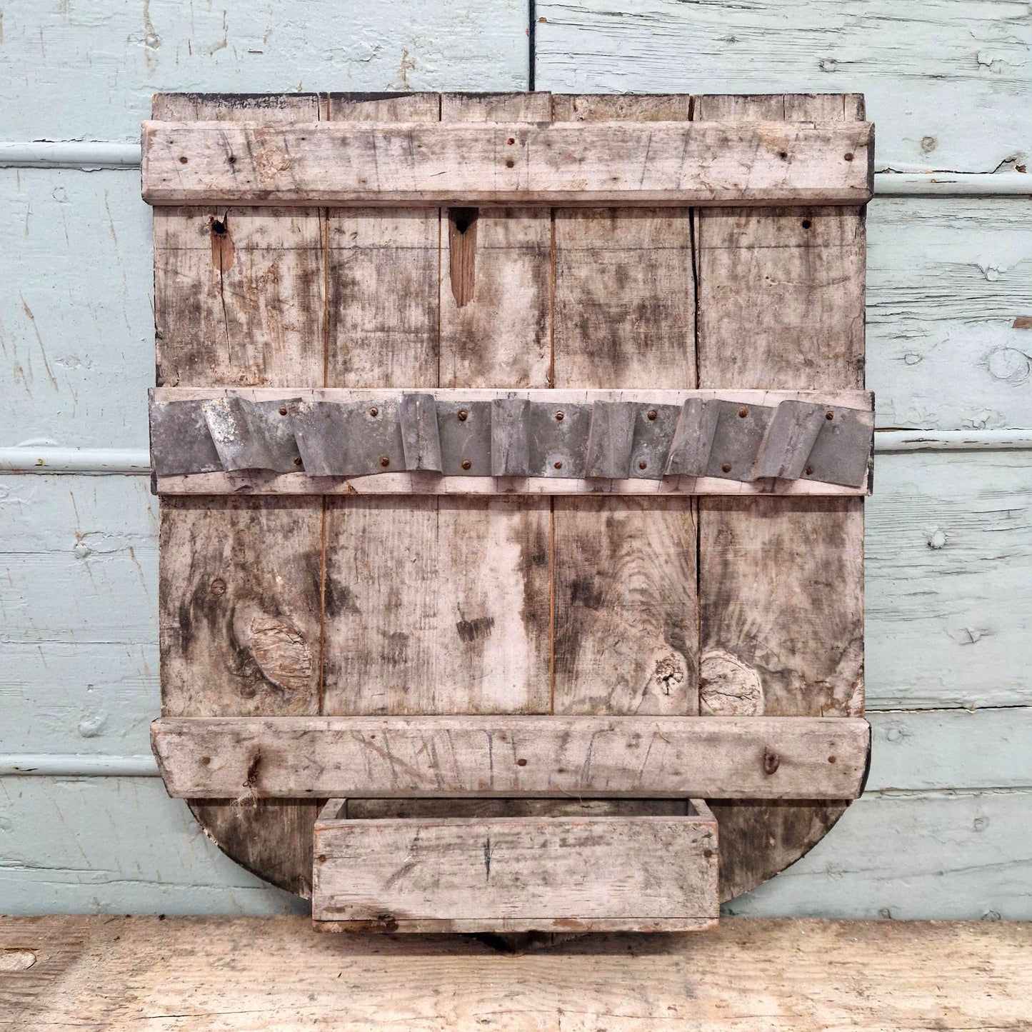 ecusson tricolore ancien bois