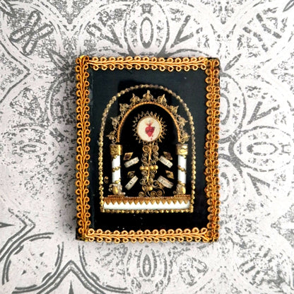 encadrement sous verre religieux