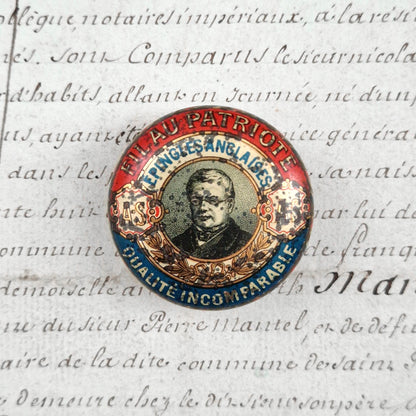Rare Boite ronde « Epingles Au Patriote », Vers 1900