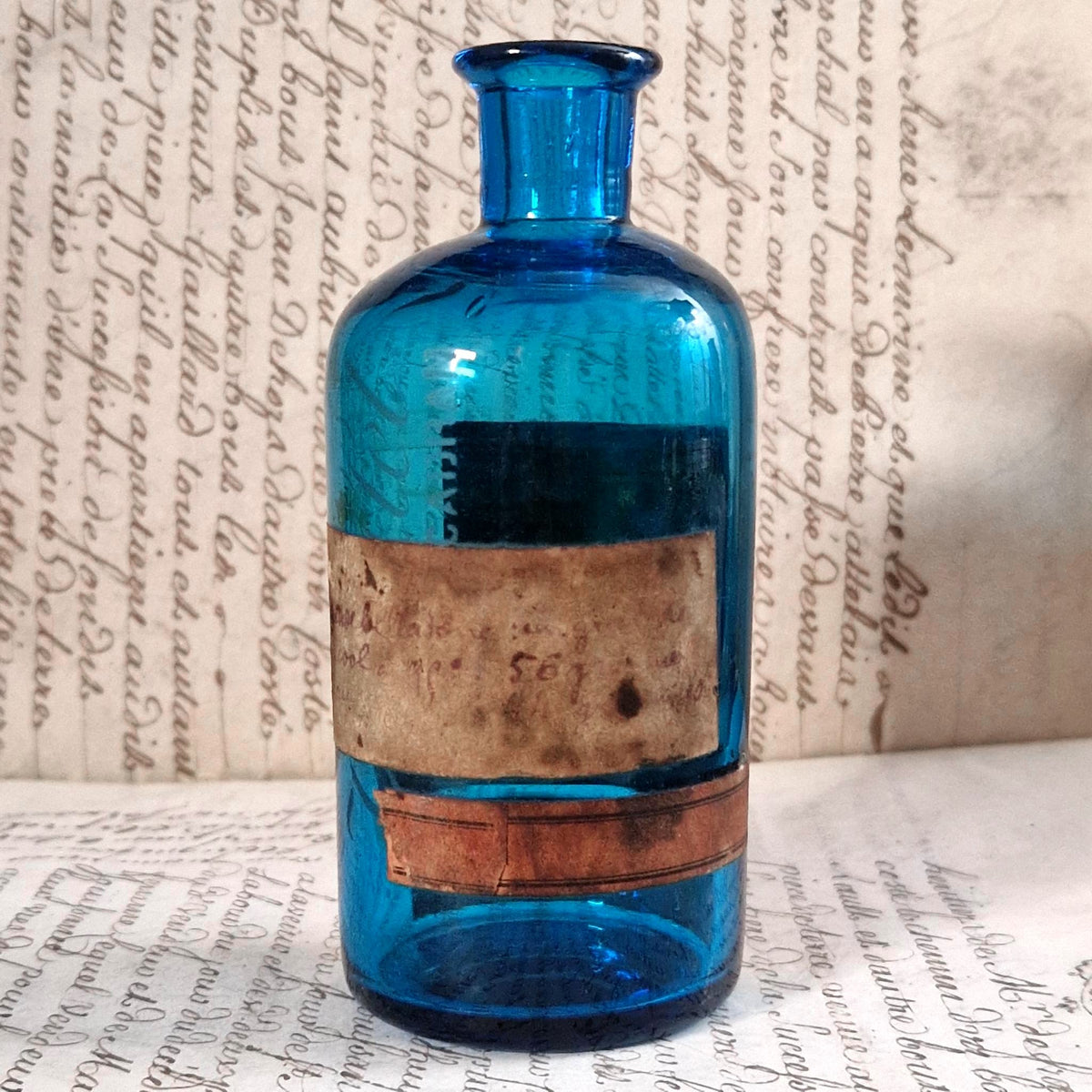 Flacon bleu turquoise POISON - Extrait de Belladone