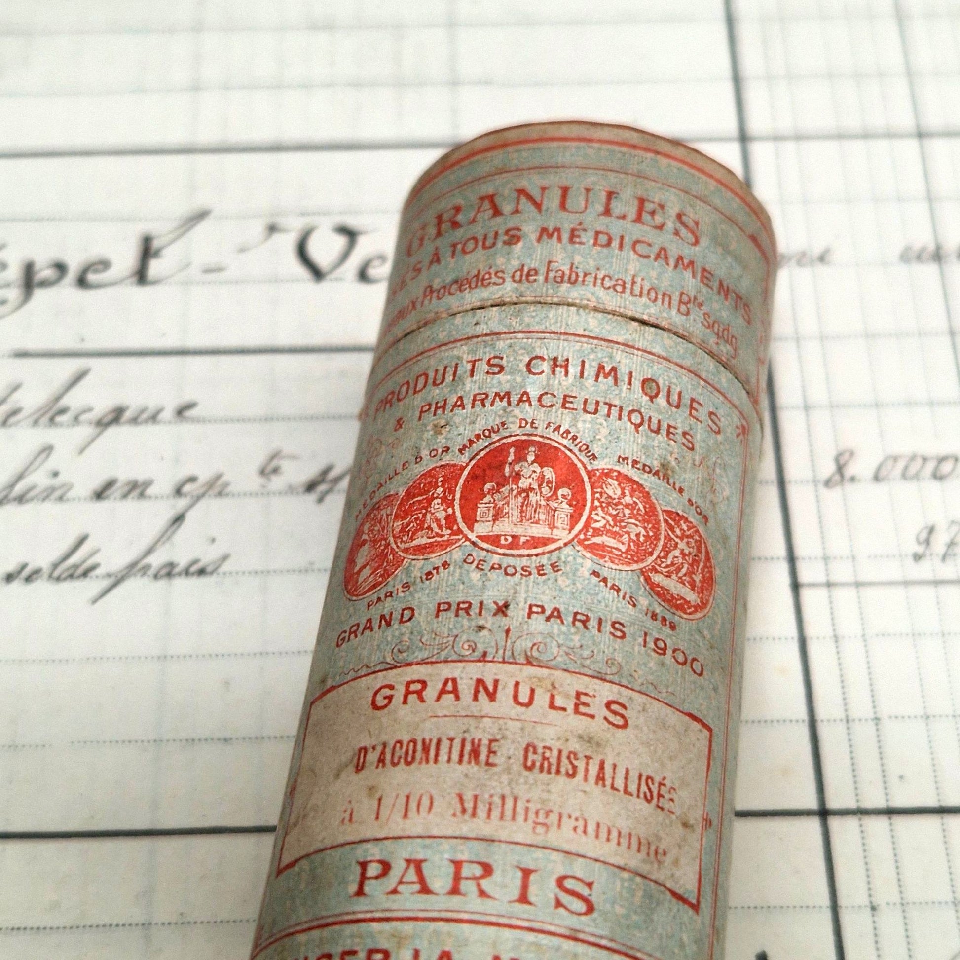 flacon verre aconitine ancienne