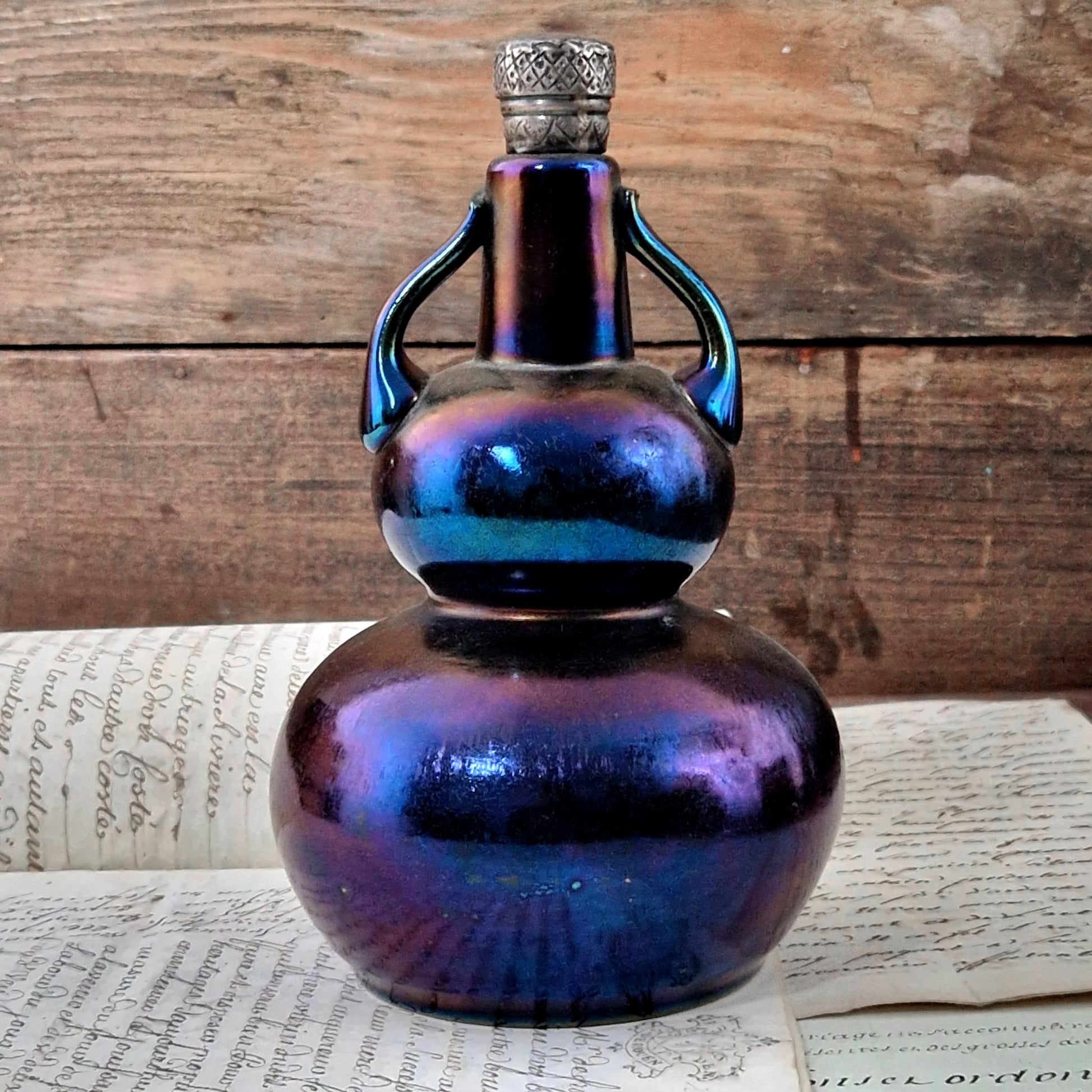 flacon verre irisé argent art nouveau