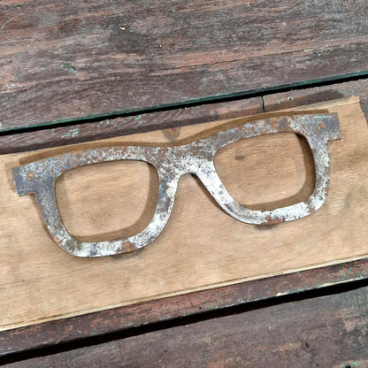 forme lunetier usine ancienne