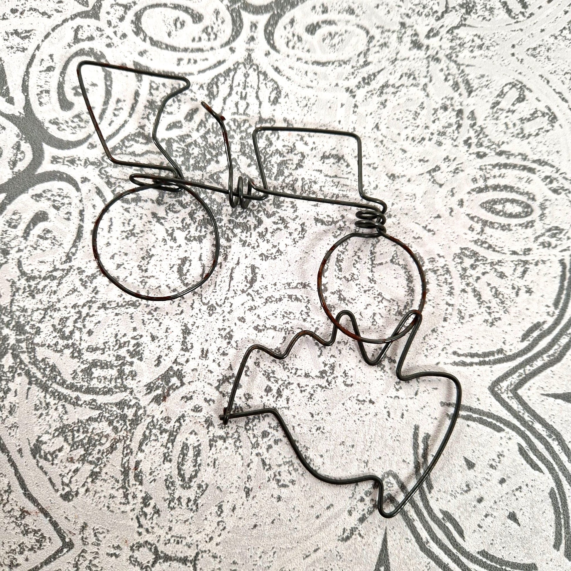 french boxed automobile game