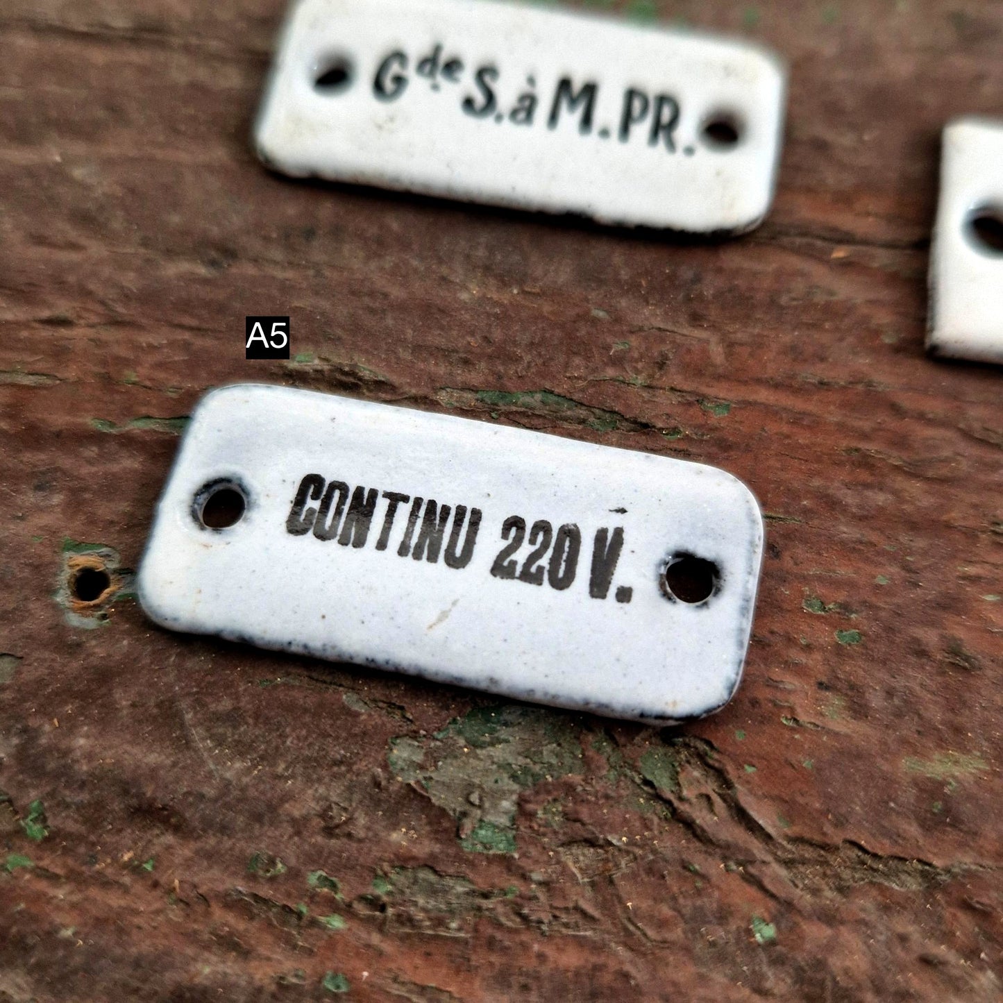 french enamel small plates signage