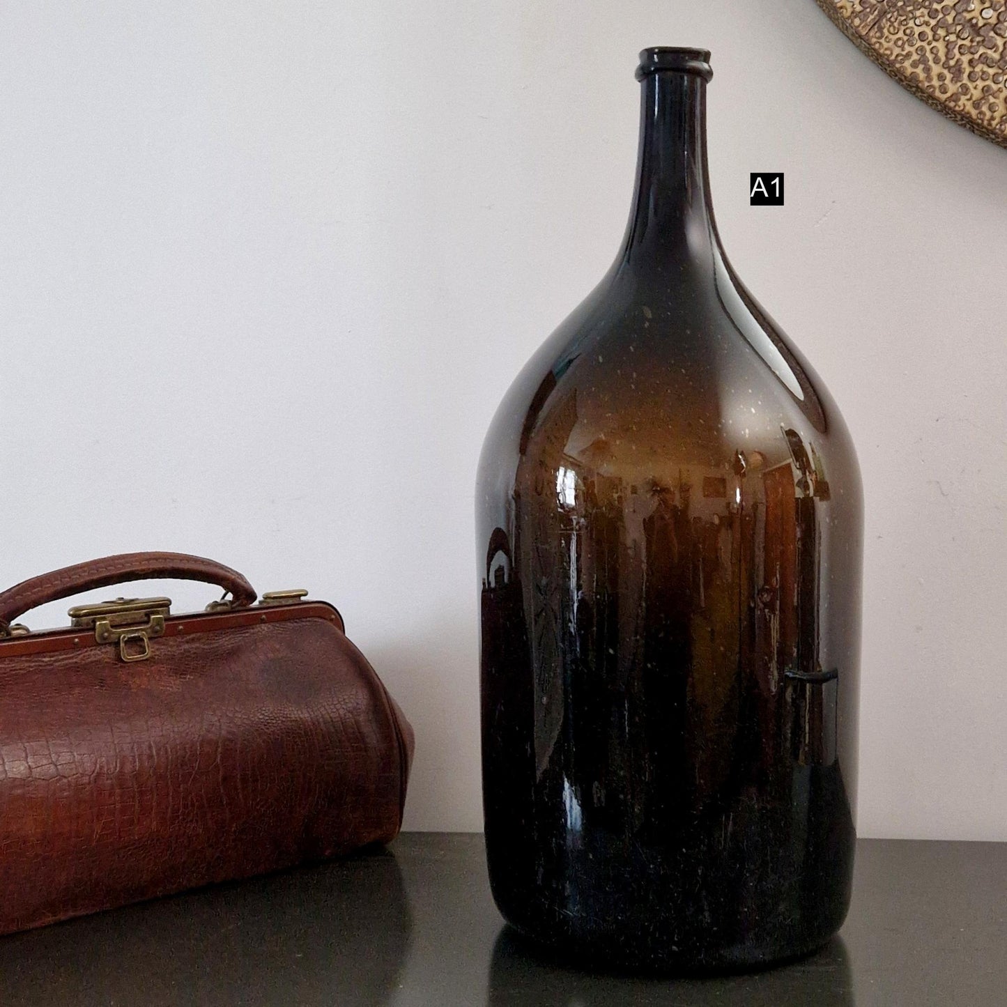 grande bouteille ancienne verre brun