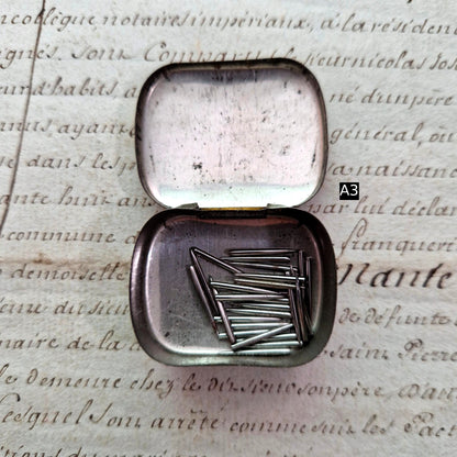 hmv needle box medium fortes 1920s