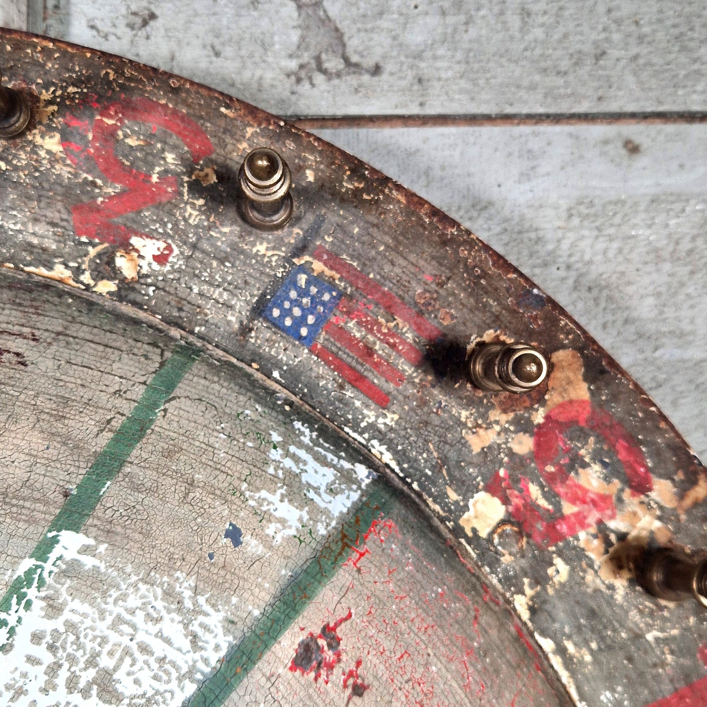 jeu de foire metal bombé peint main