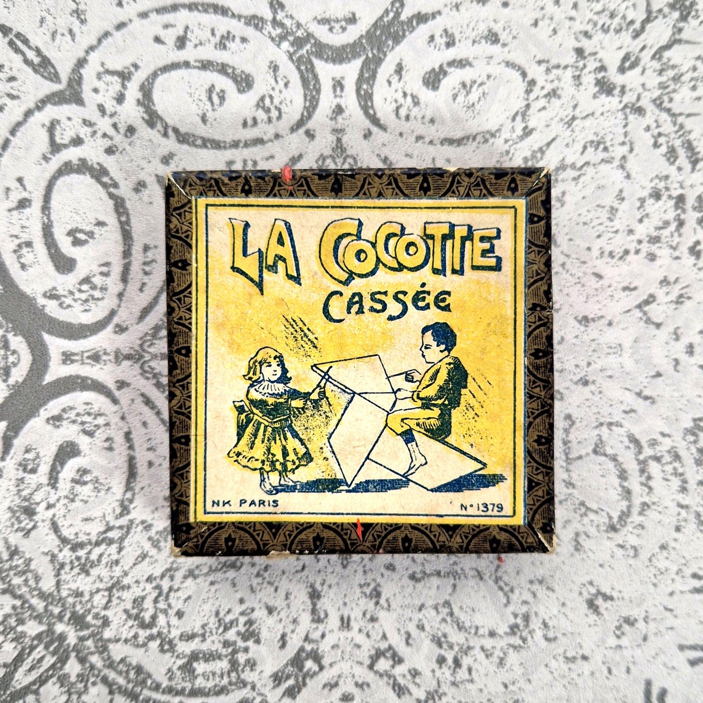 la cocotte cassée jeu ancien nk paris