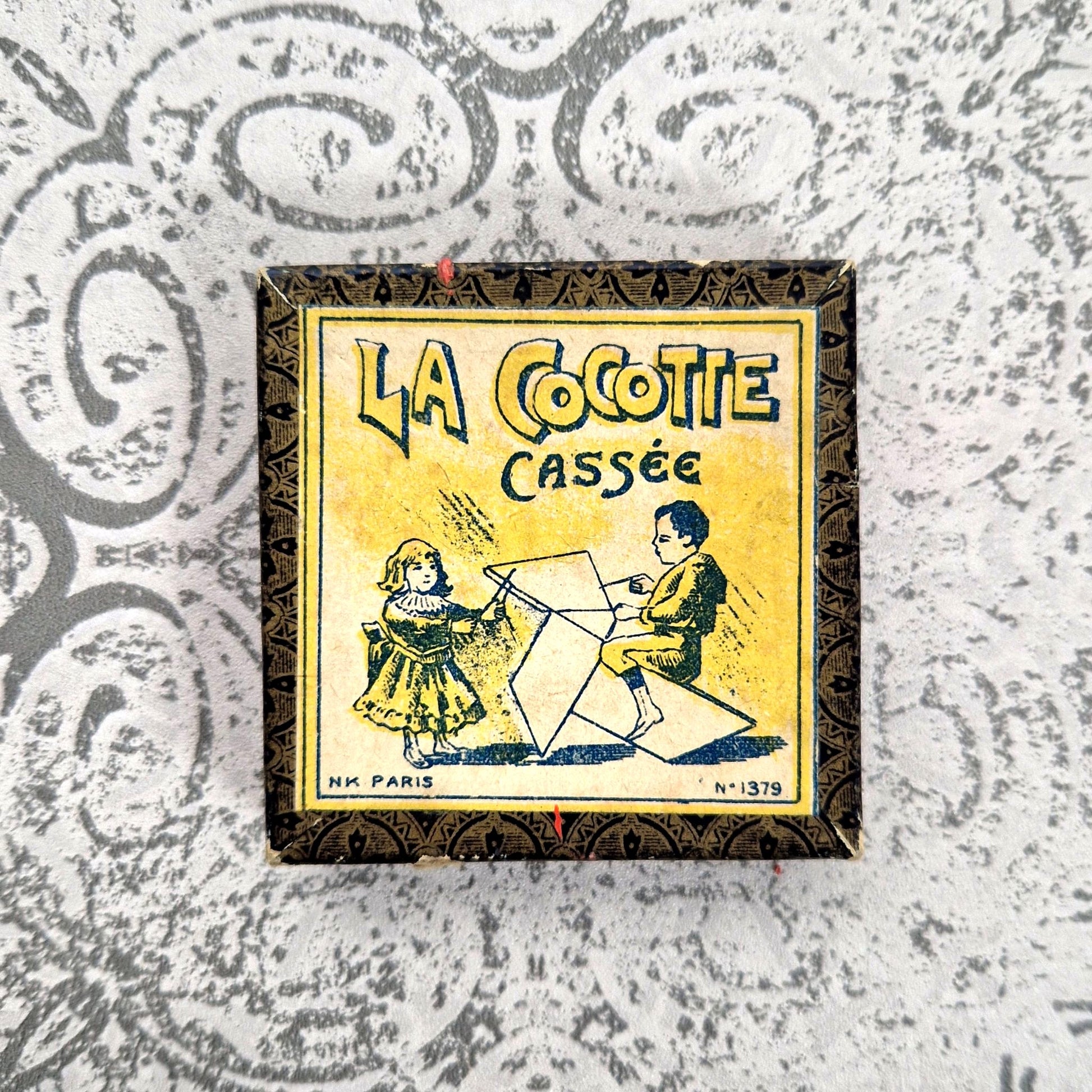 la cocotte cassée jeu ancien nk paris