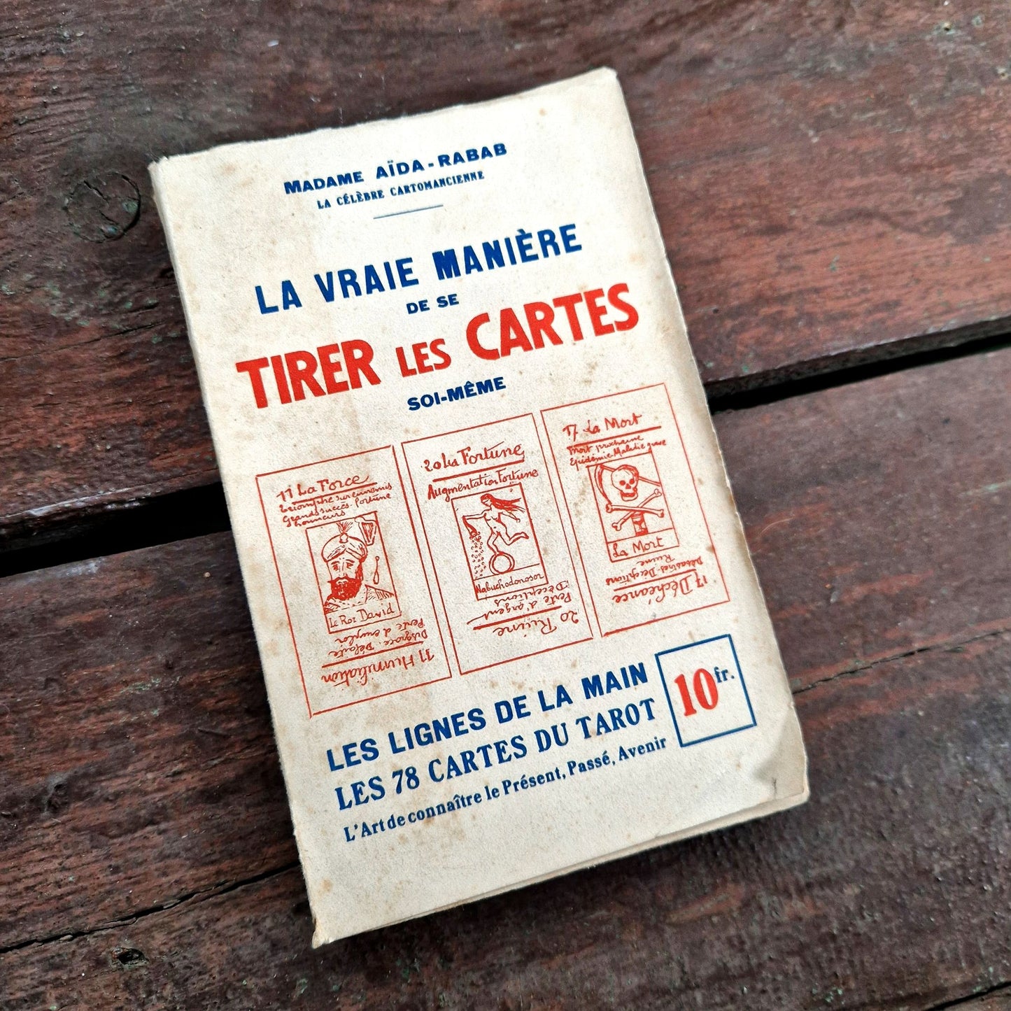 livre de divination pour tarot etteilla