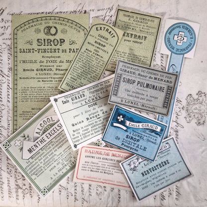 Lot de 10 anciennes étiquettes de pharmacie