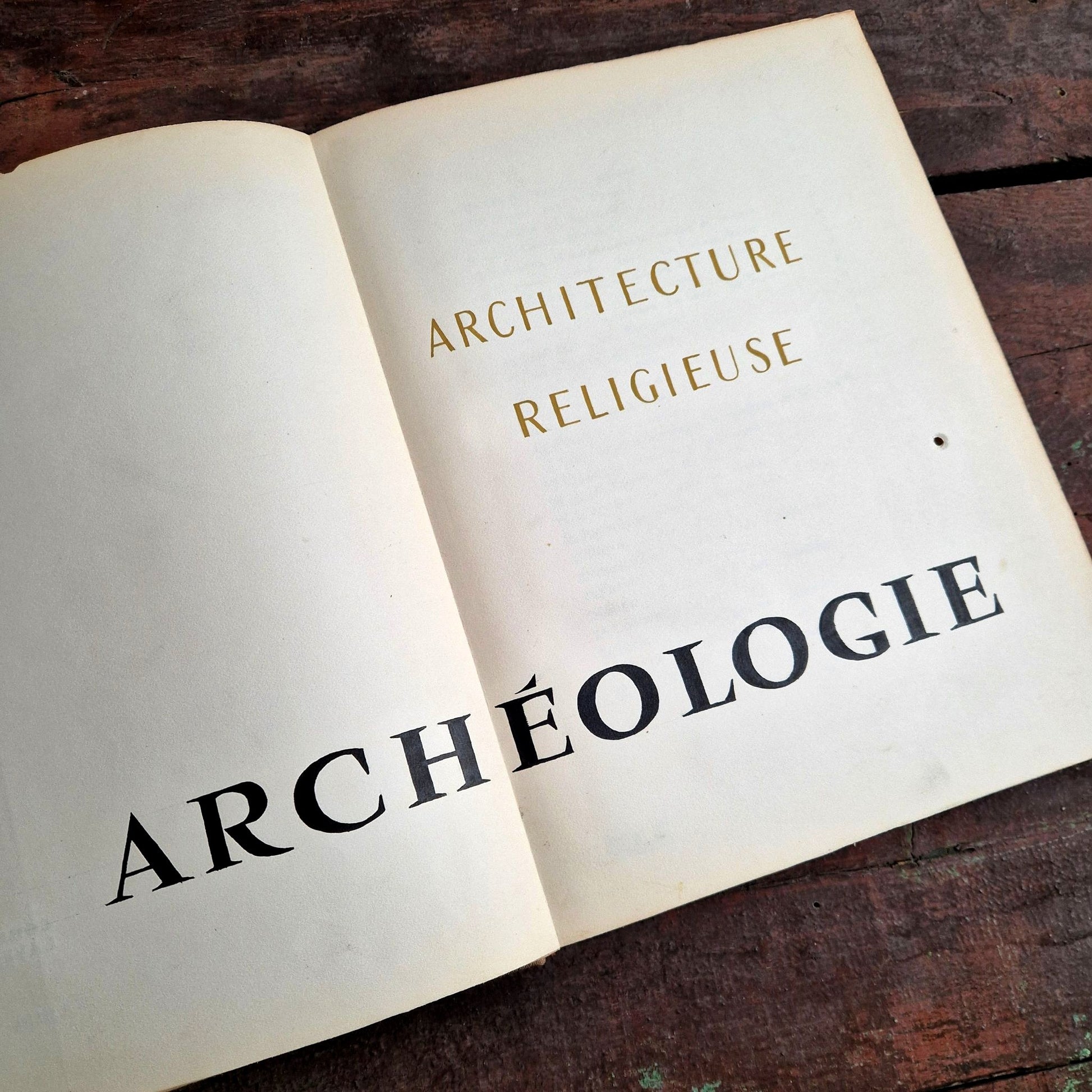 manuscrit d'architecture religieuse breton