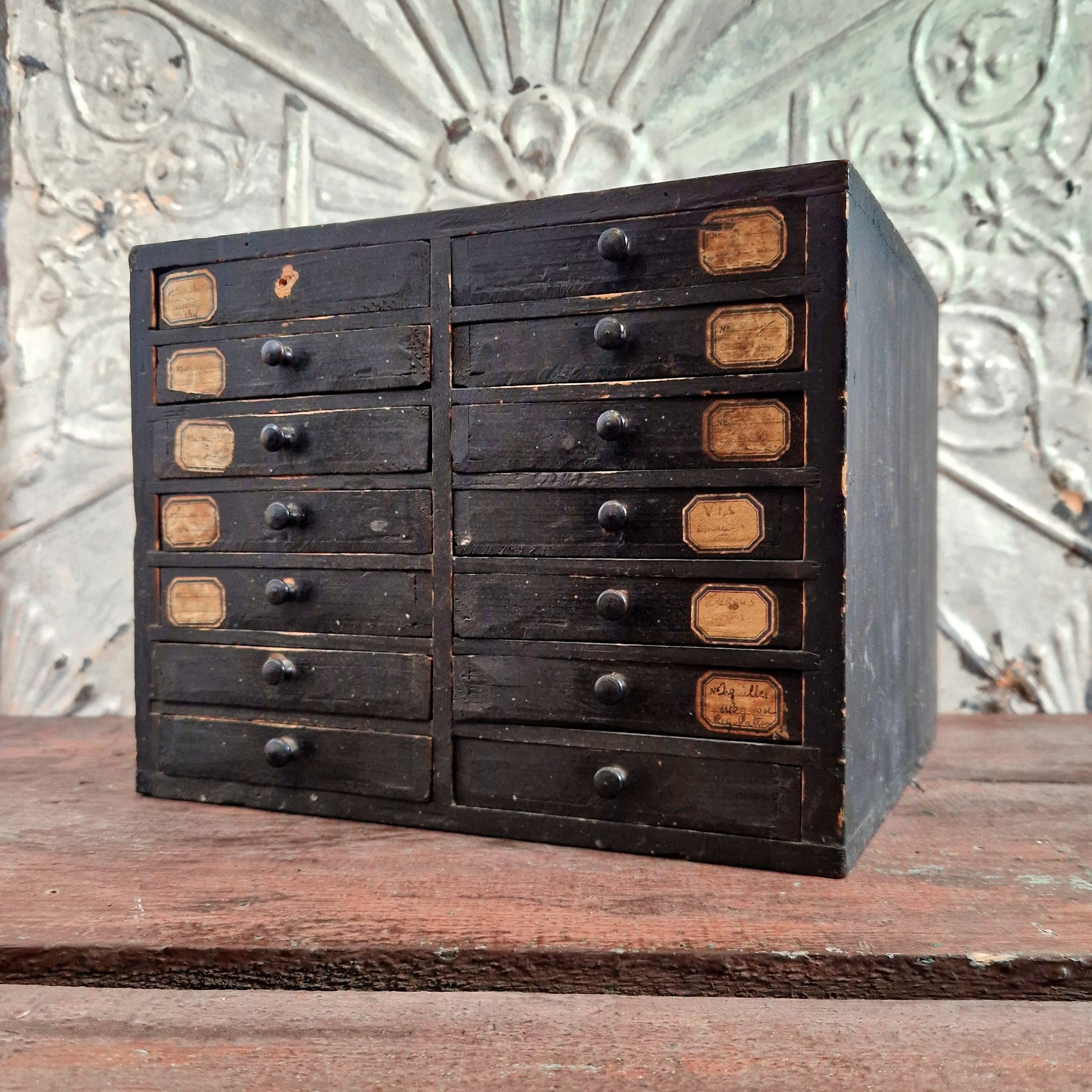 meuble atelier horloger ancien noir