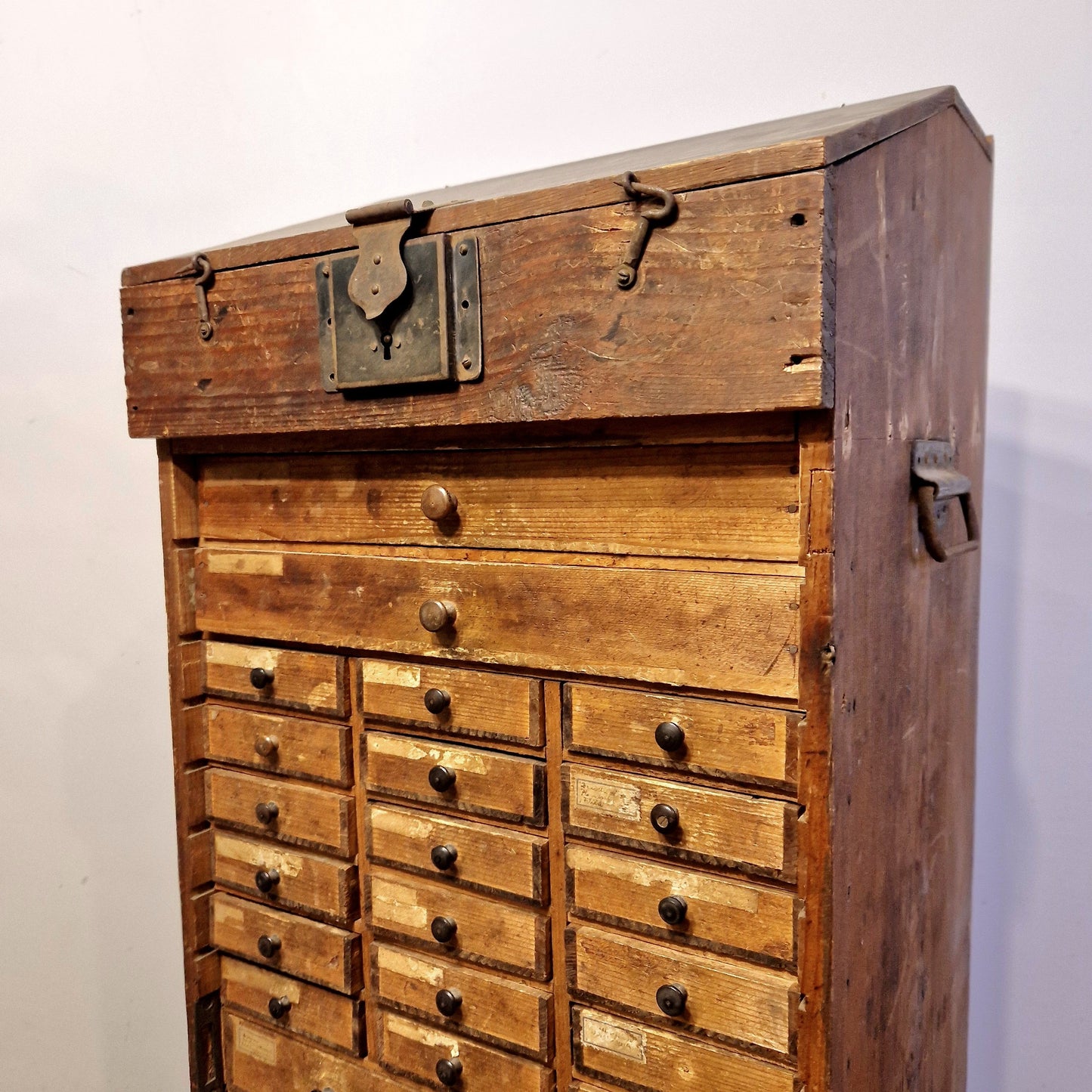 meuble tiroirs horloger bois 1900