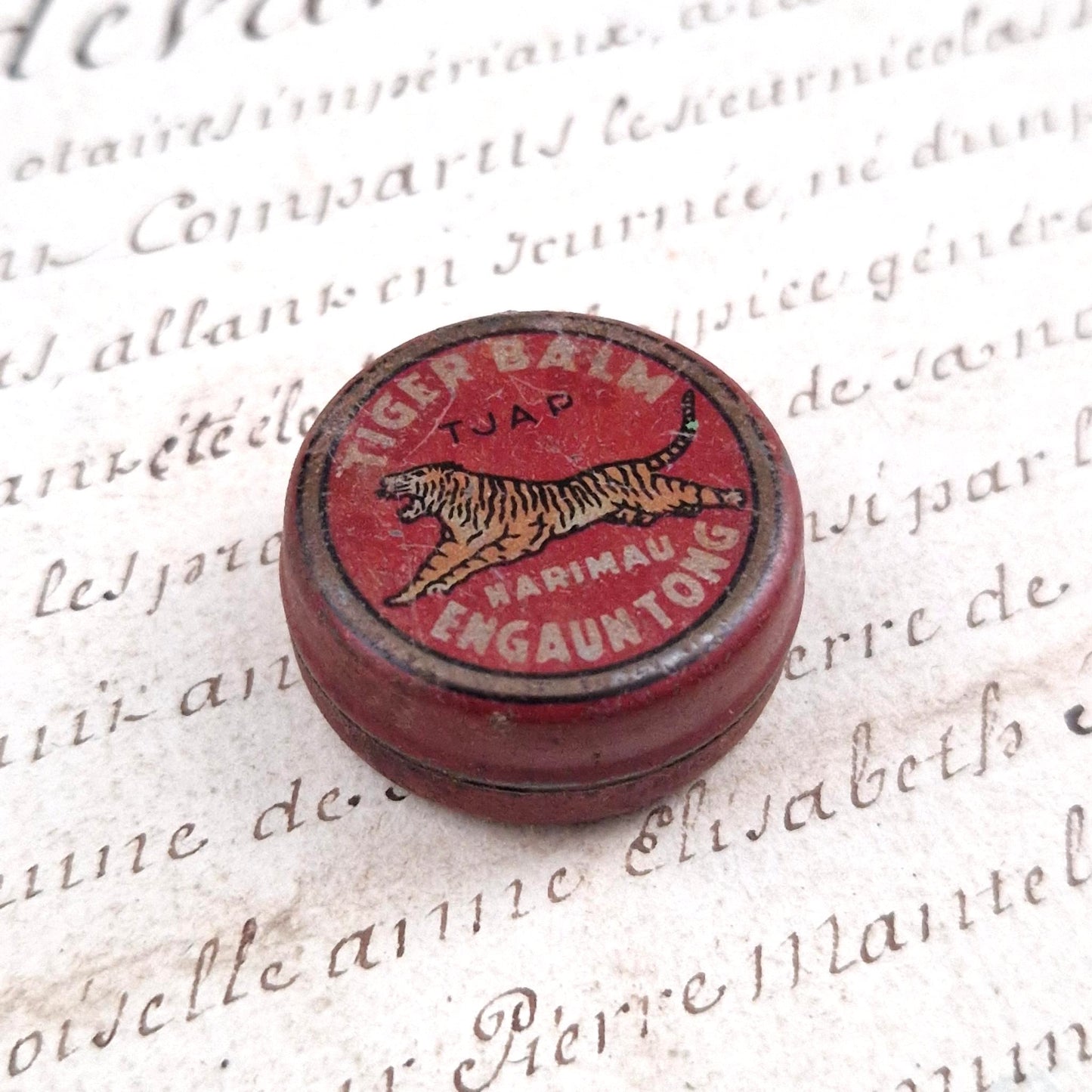 Mini boîte ancienne « Tiger Balm – Eng Aun Tong »