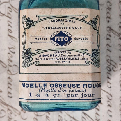 Duo de flacons pharmaceutiques bleus turquoises
