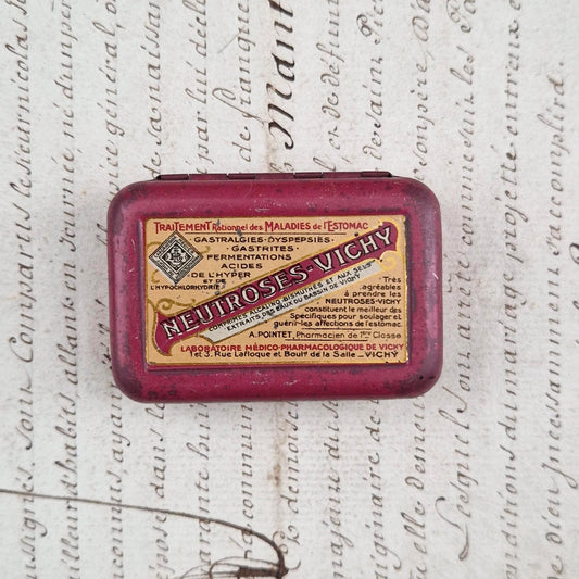 Pharmaceutical box "Neutroses-Vichy", Circa 1920