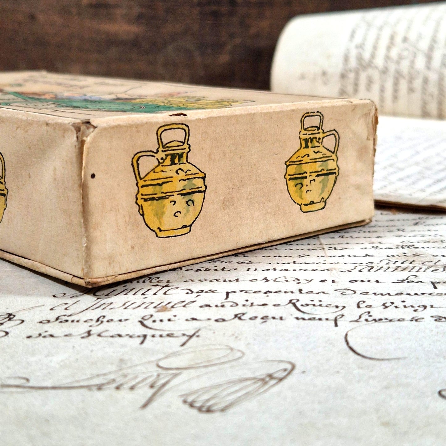 old chocolate lacte box