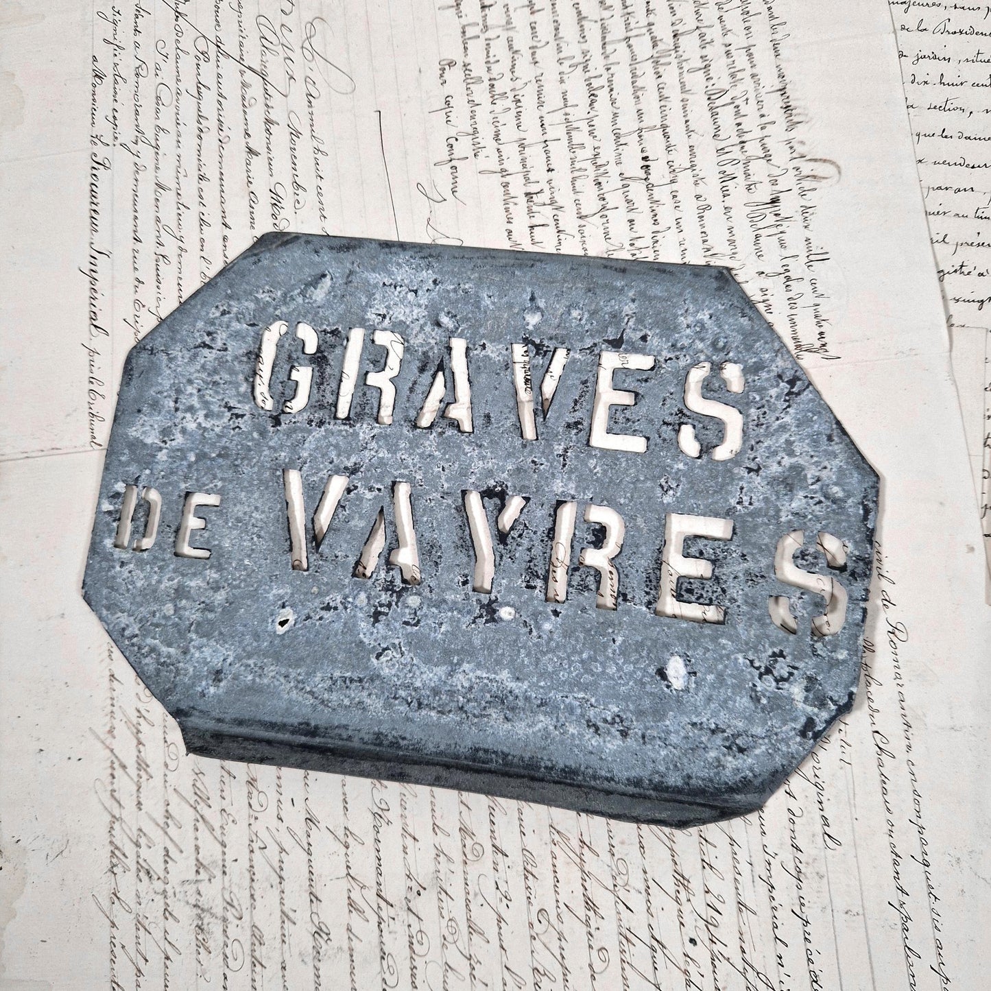 old wine stencil graves vayres