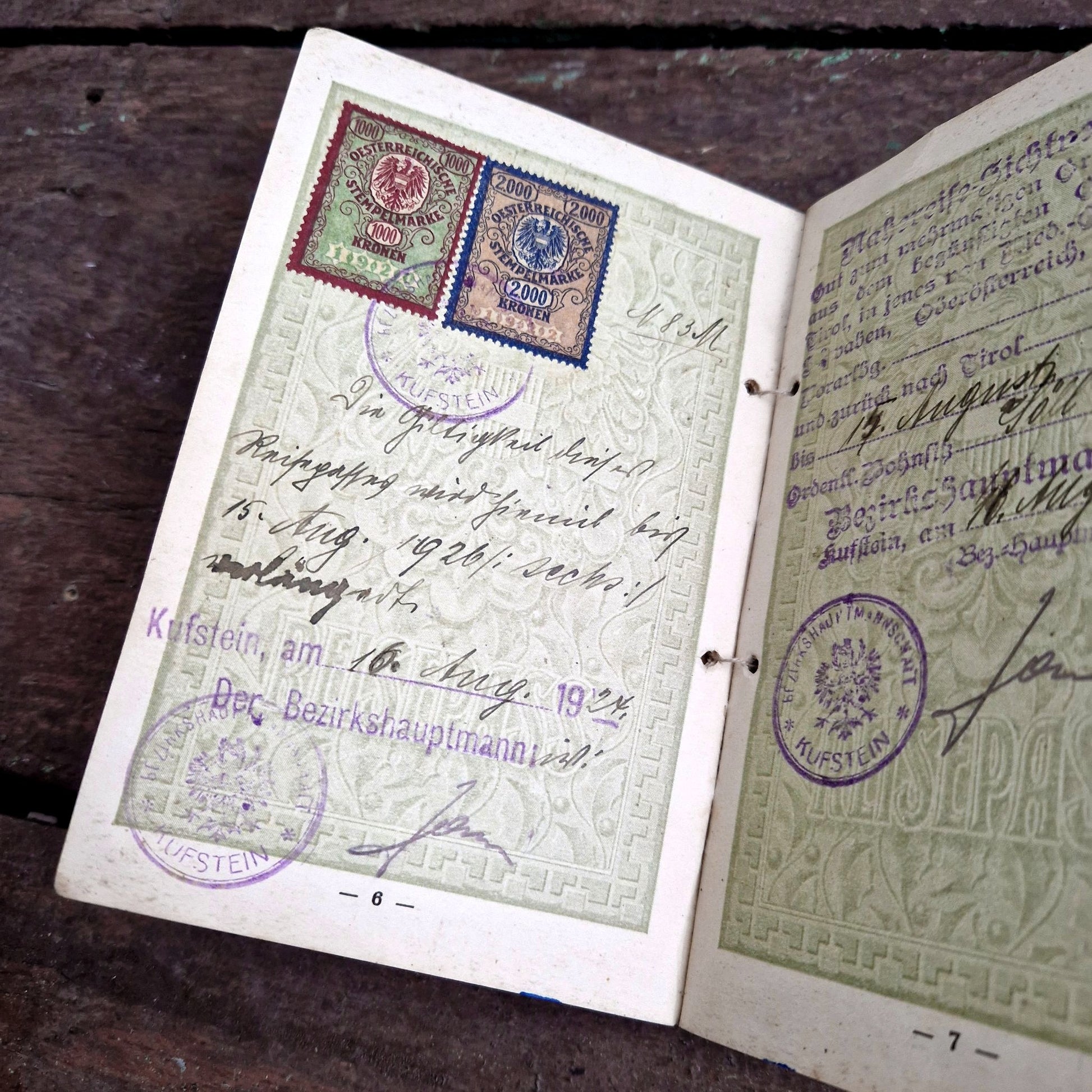 passeport ancien document d'identité