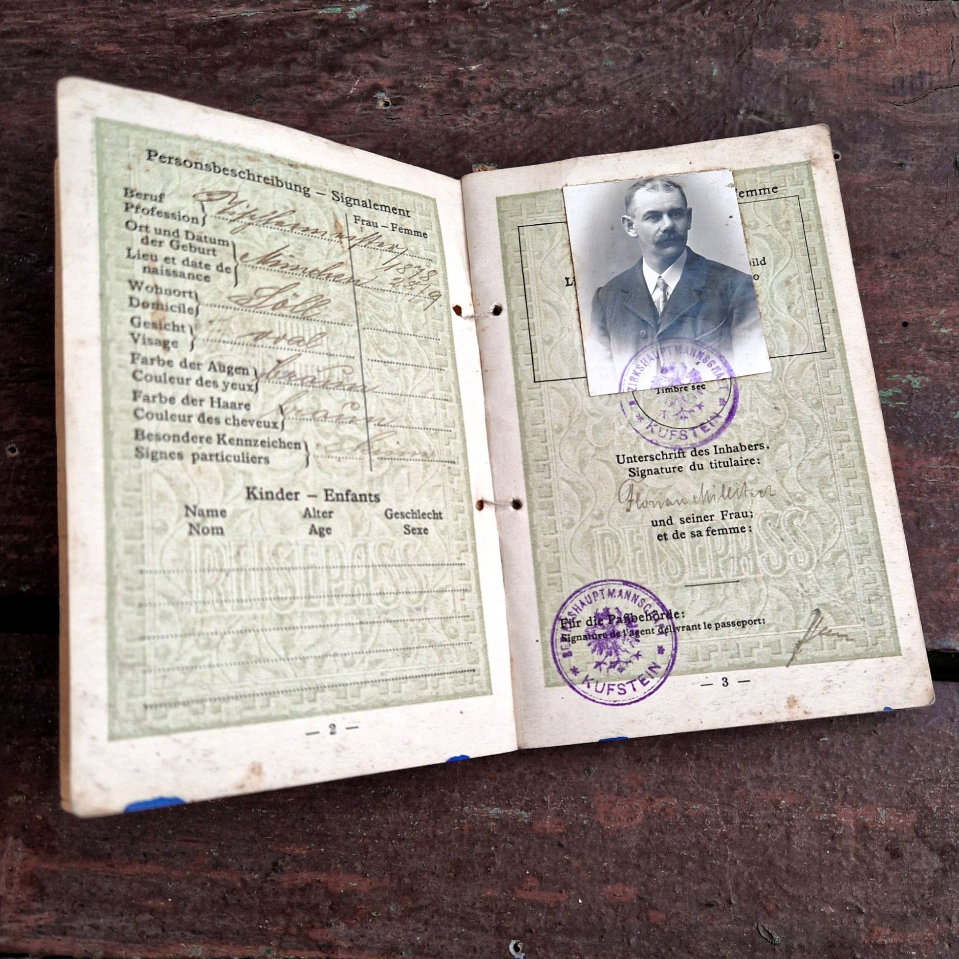 passeport autrichien ancien