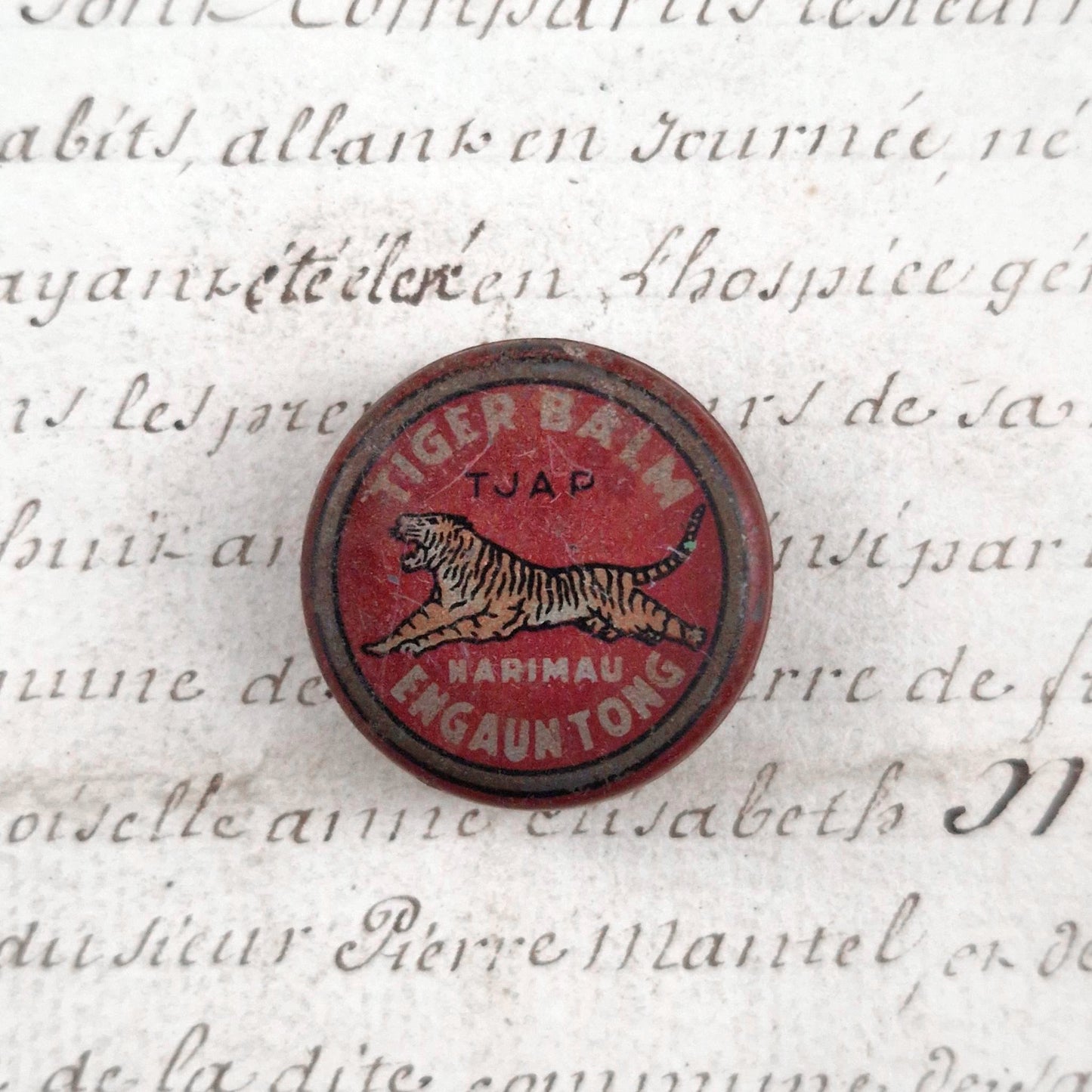 Mini boîte ancienne « Tiger Balm – Eng Aun Tong »