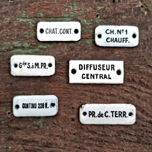 petites plaques emaillees signalisation