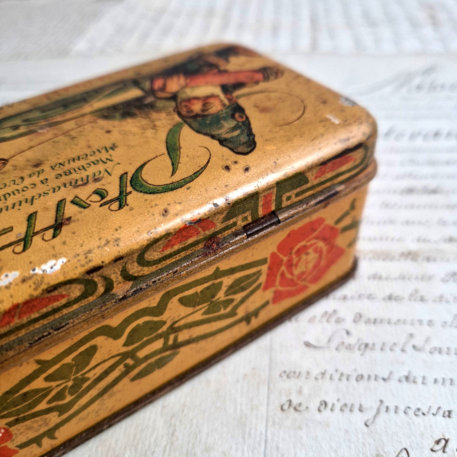 pfaff sewing tin box gnomes