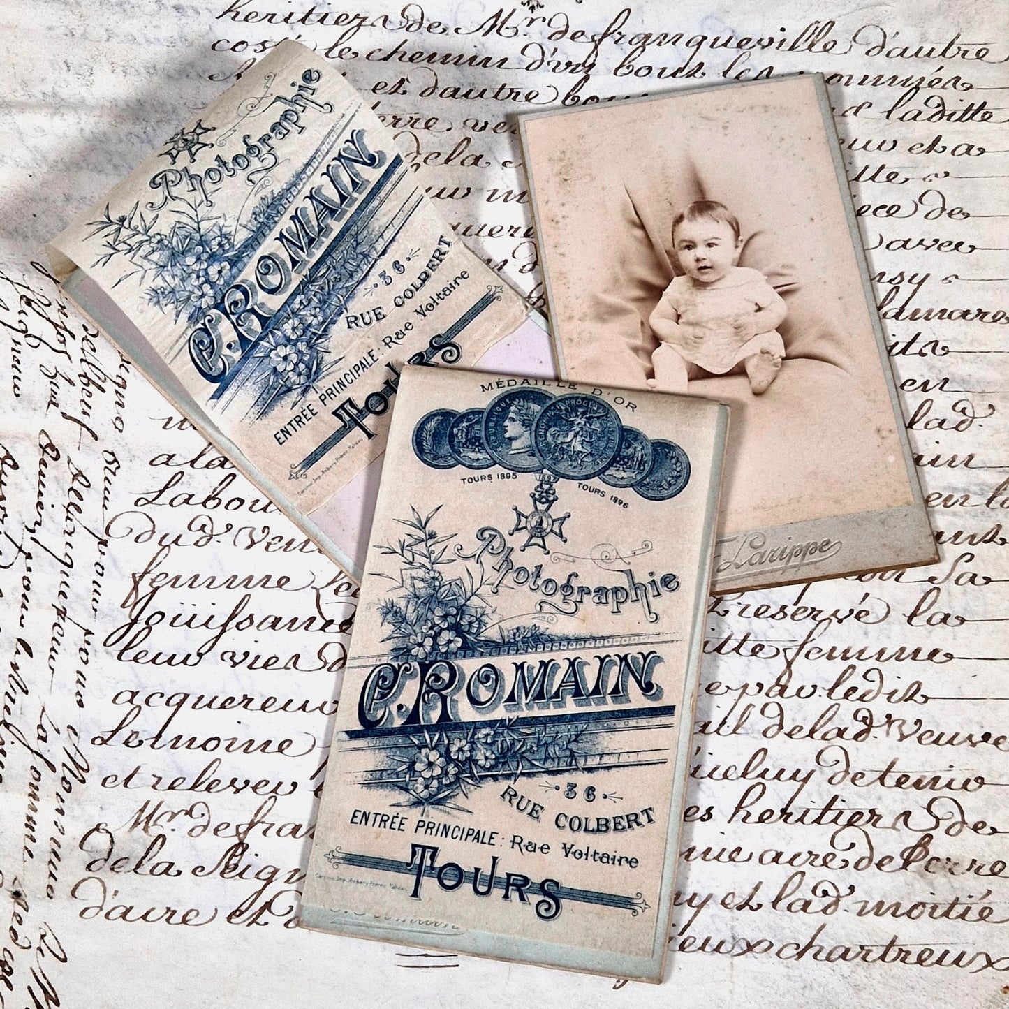 photographie ancienne c romain tours feuille soie
