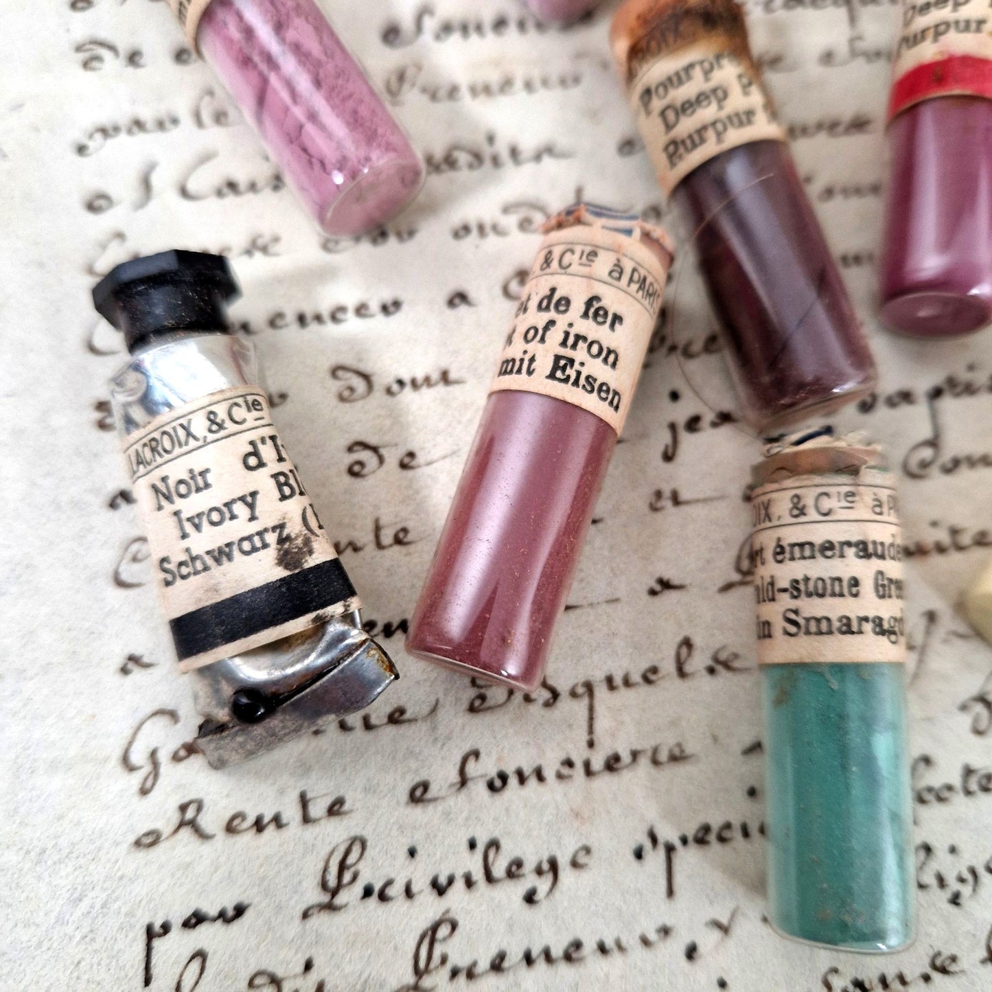 pigments vitrifiables anciens paris