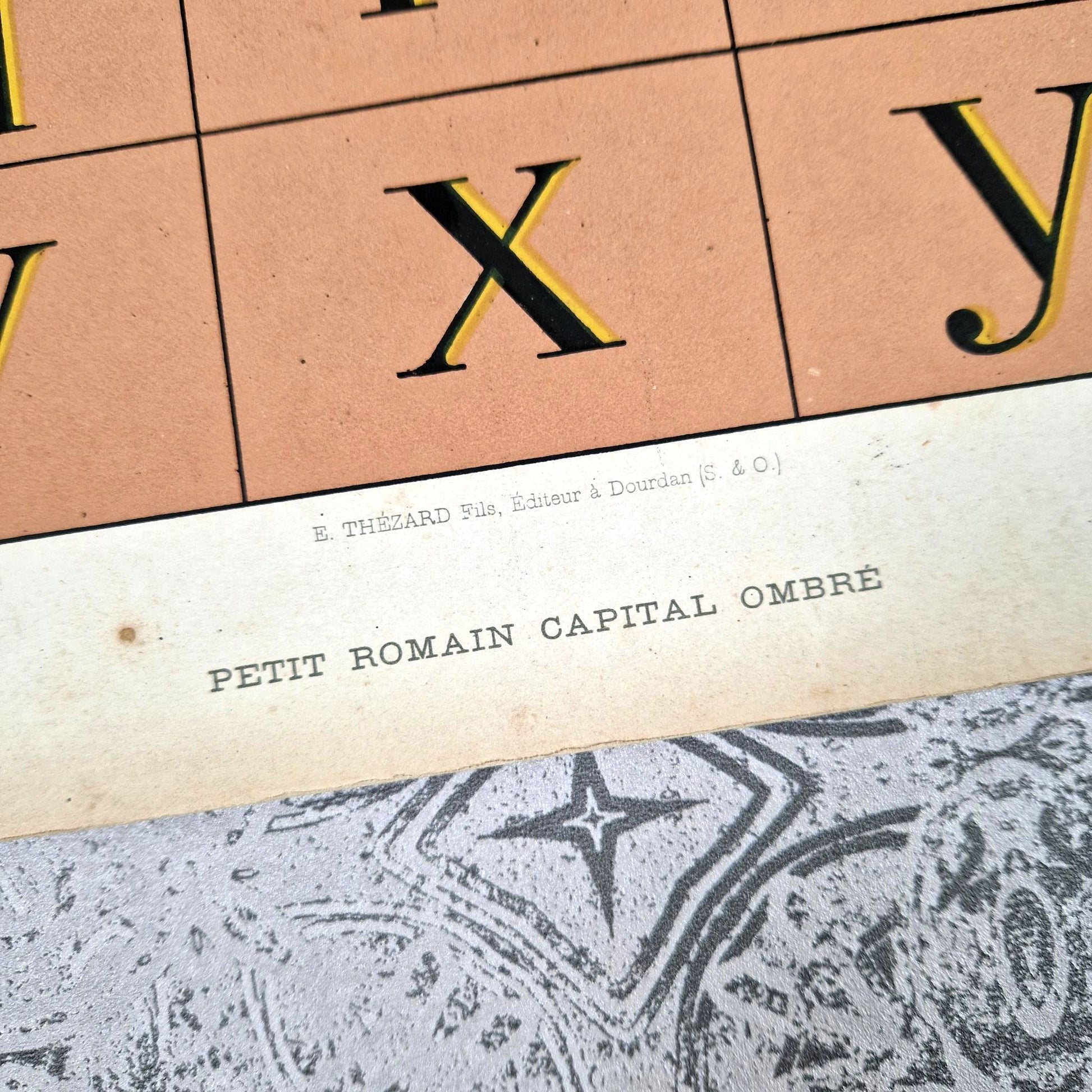 planche lettres ombre romain artisanat