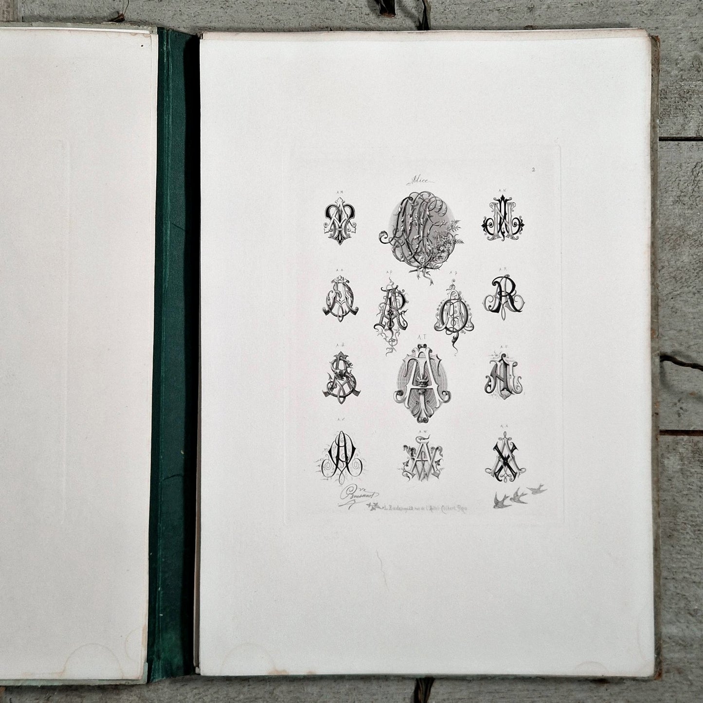 planches ornementales initiales anciennes