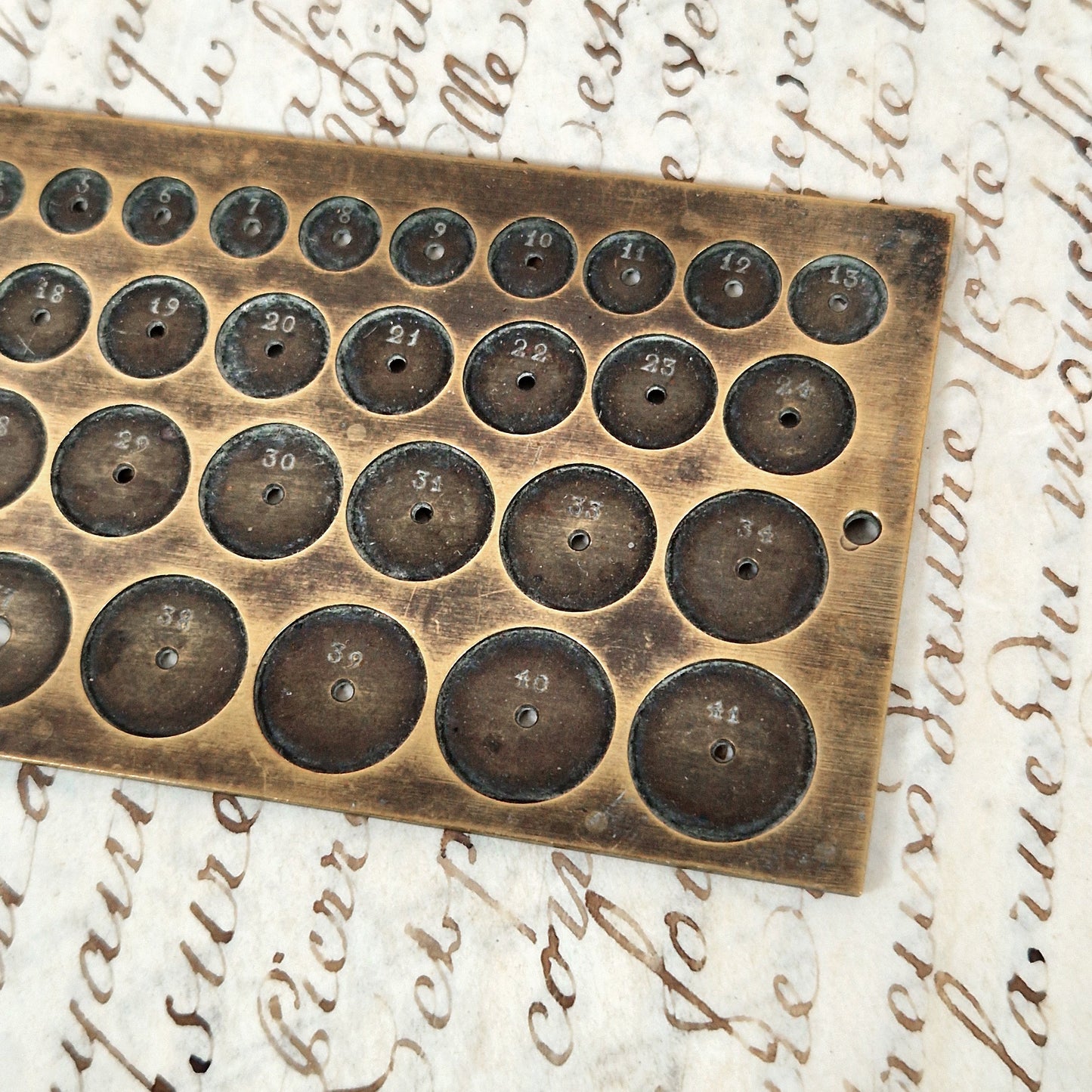 plaque de calibre horloger