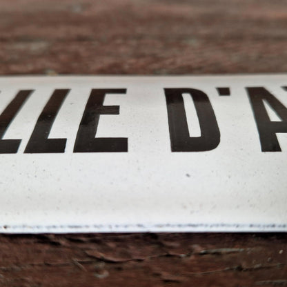 Convex enamel sign "Waiting Room"