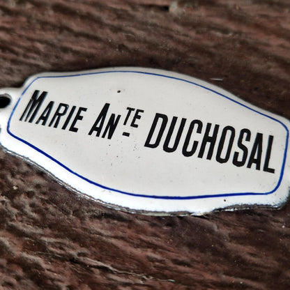 Enamel plaque "Marie Antᵉ Duchosal"