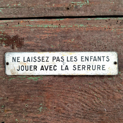 plaque emaillee enfants serrure ancienne