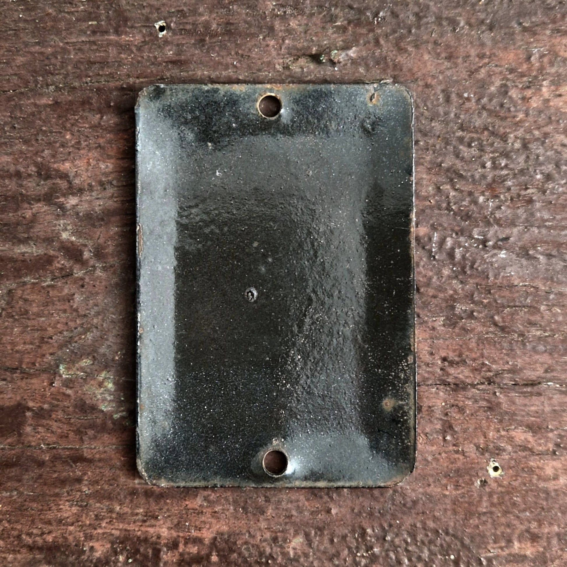 plaque émaillée pompe distance vintage