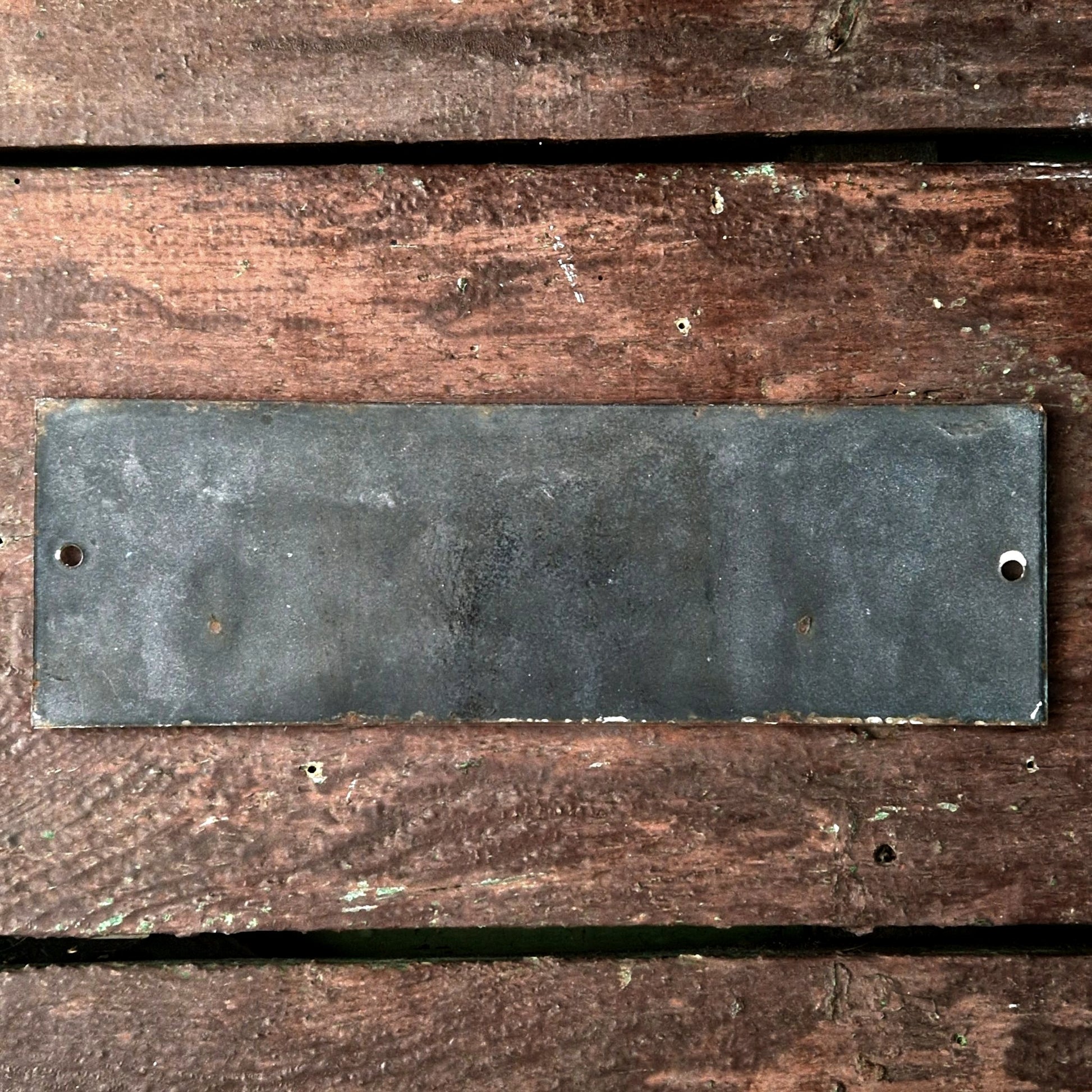 plaque emaillee porte cour interieure