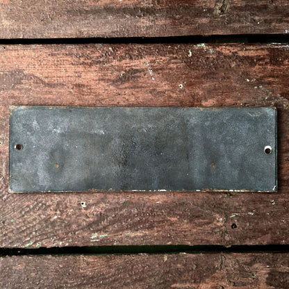 plaque emaillee porte cour interieure