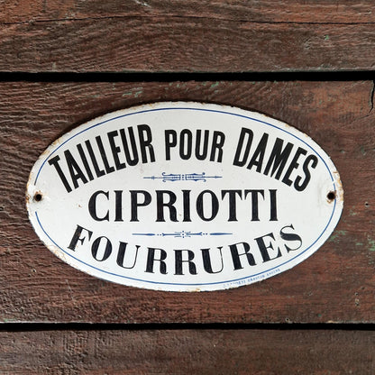 Enamel sign for the trade "Ladies' Tailor / Furs"