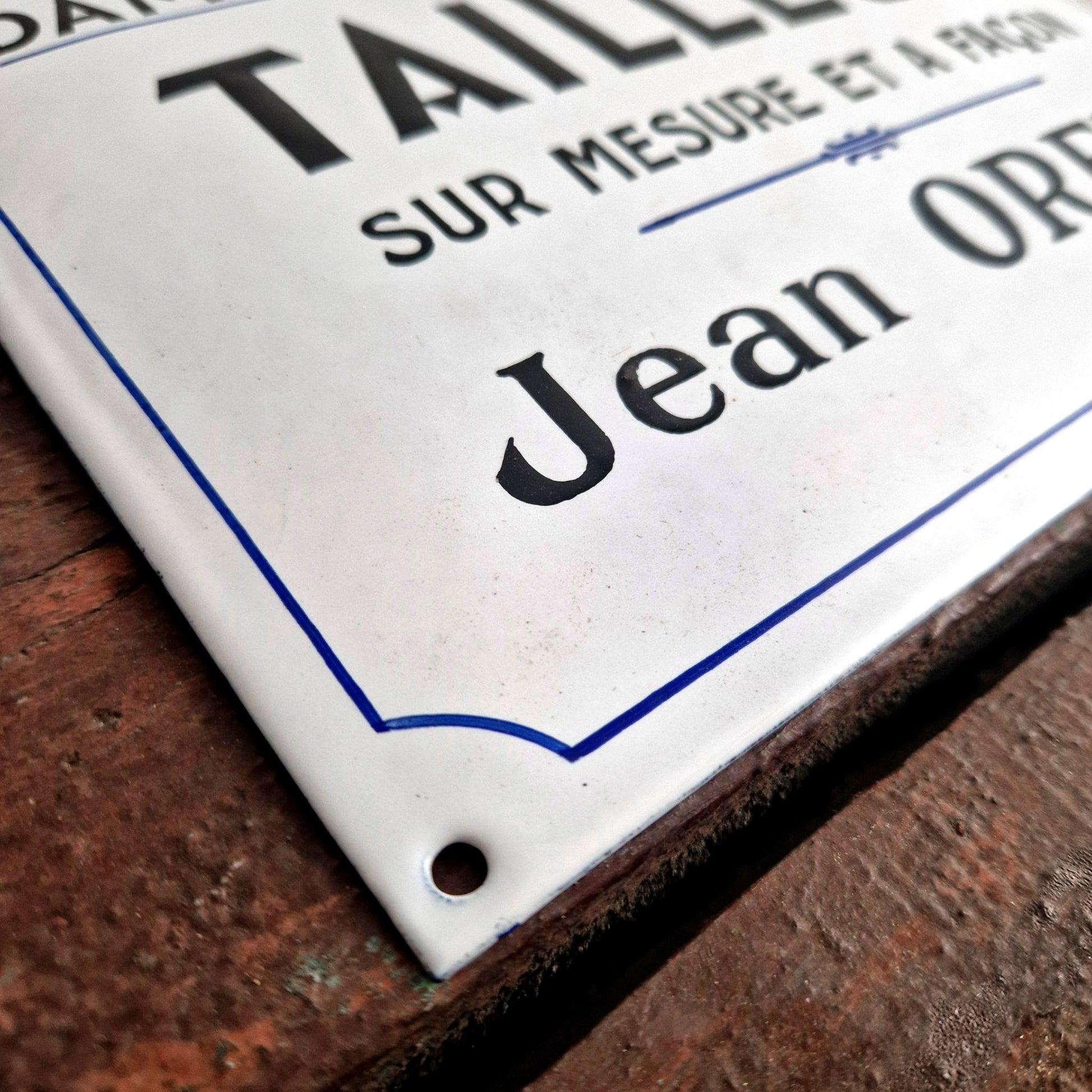 plaque émaillée tailleur sur mesure