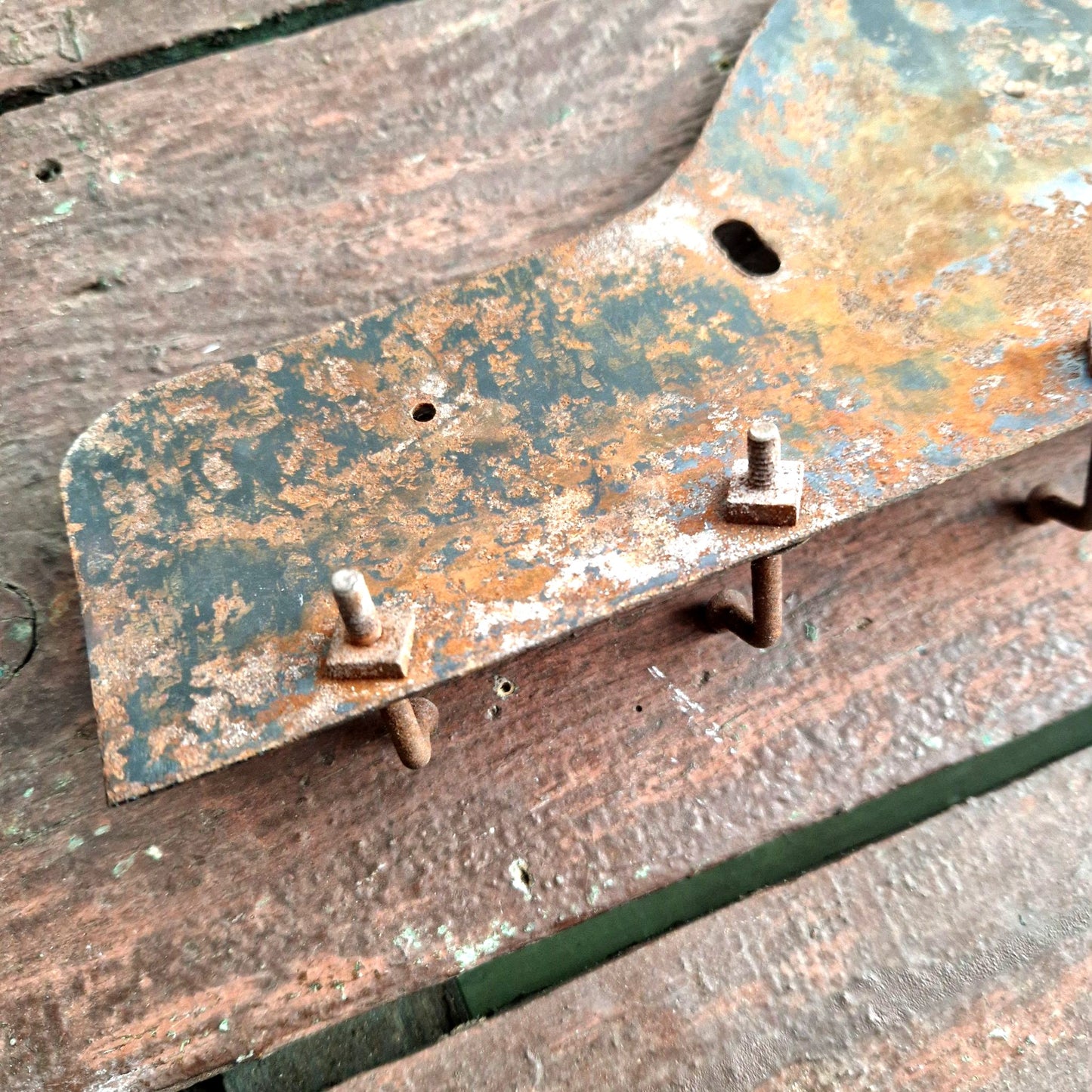 plaque murale emaillee salle de bain