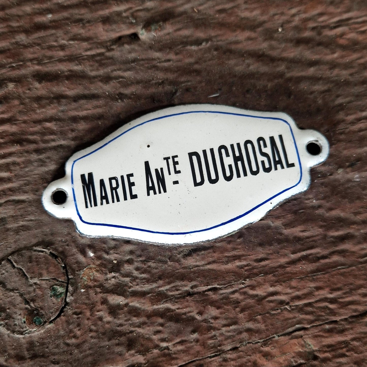 Enamel plaque "Marie Antᵉ Duchosal"